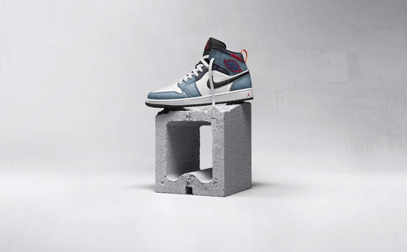 Jordan and Facetasm Collaborate on the Air Jordan | JORDAN