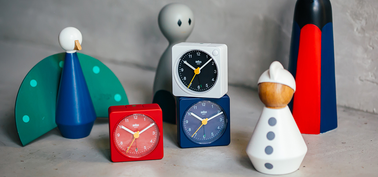 MoMA所蔵クロック「AB1」がポップに進化｜BRAUN