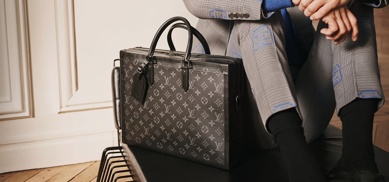 Louis Vuitton Unveils New Business Bag “New Formals” | LOUIS VUITTON
