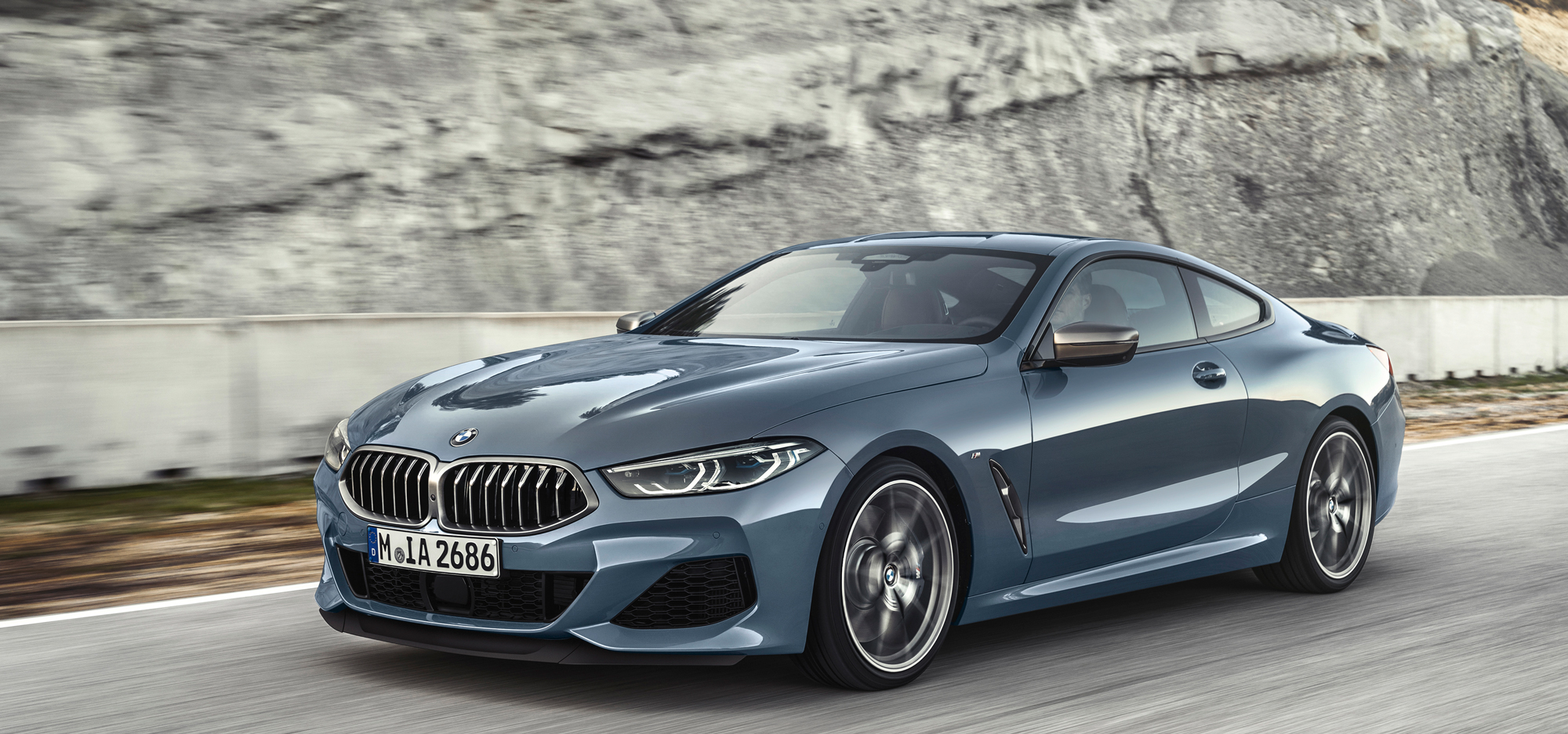 BMW、最上級クーペモデルの8シリーズに、3リッター直列6気筒ガソリンモデルを追加｜BMW