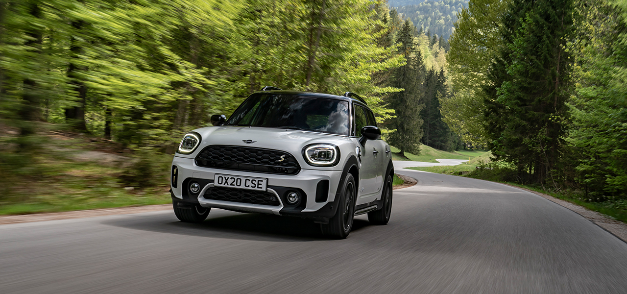 The MINI Crossover Debuts with a New Design