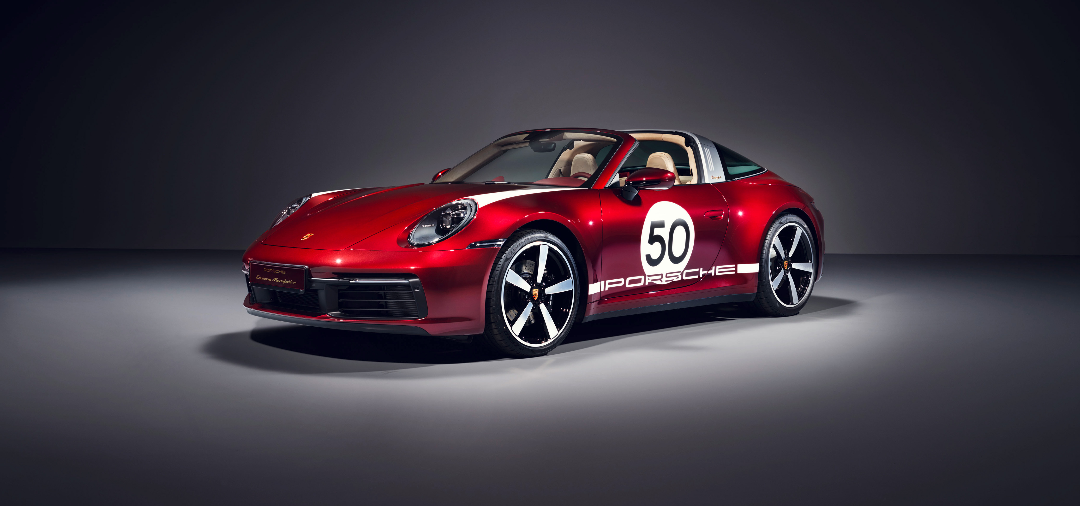 ポルシェ911タルガ4Sに伝統に敬意を表したポルシェ初のヘリテージデザインモデル｜Porsche
