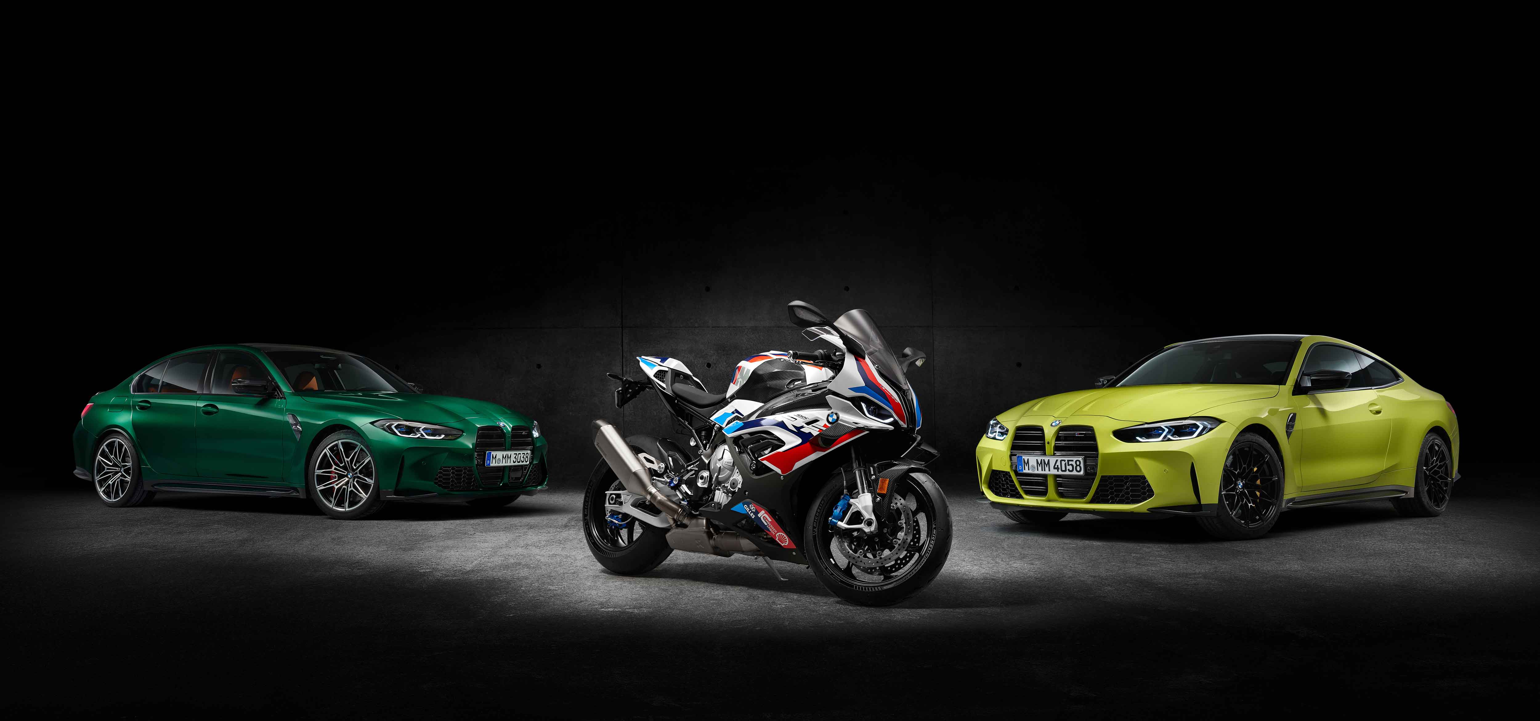 BMW、バイク初の“M”を冠した「M1000RR」発表｜BMW