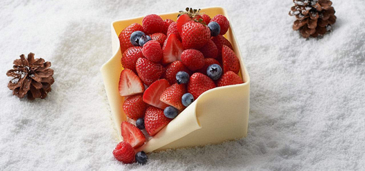 Conrad Tokyo's Christmas cakes, enjoyable even for small groups | CONRAD TOKYO