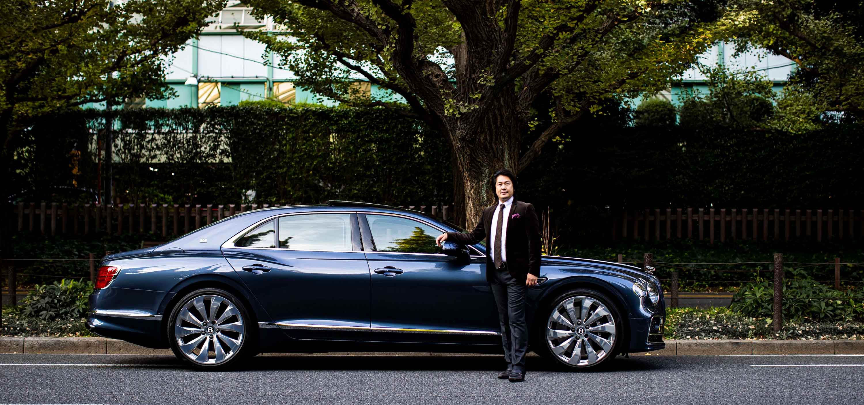 ライフアチーバーが語るベントレーの魅力──歯科医師 富田大介先生×ベントレー フライングスパー｜Bentley