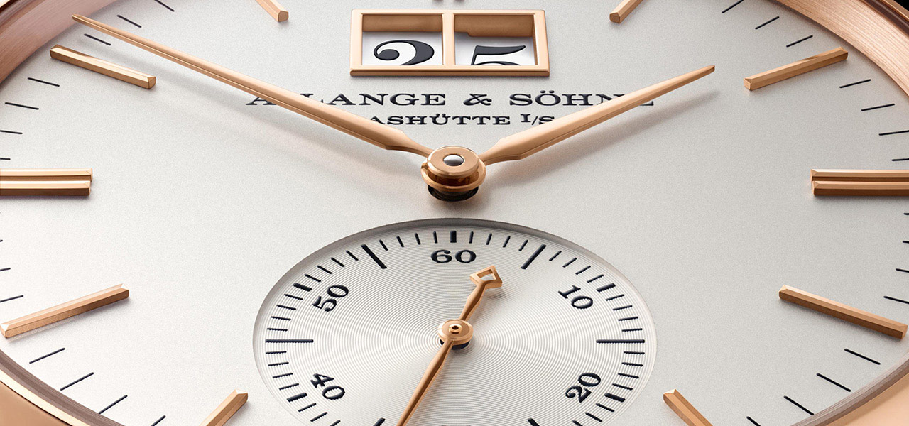 The Saxonia Outsize Date, refined with a new silver dial | A. LANGE & SÖHNE