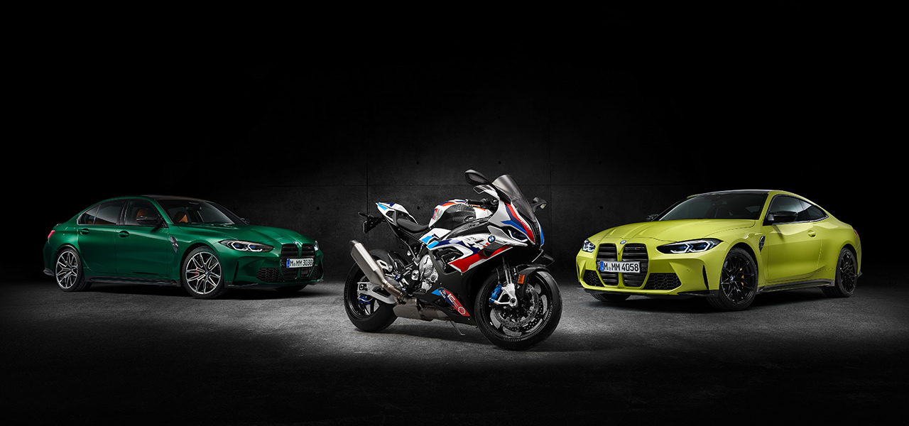 BMW、バイク初のMモデル「M 1000 RR」を発売｜BMW