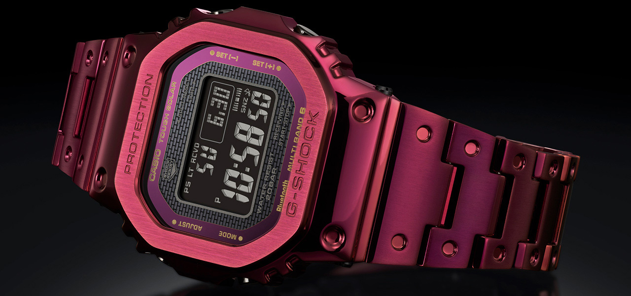 A new color, "red," is now available for the full-metal square model that inherits the spirit of the first model | G-SHOCK