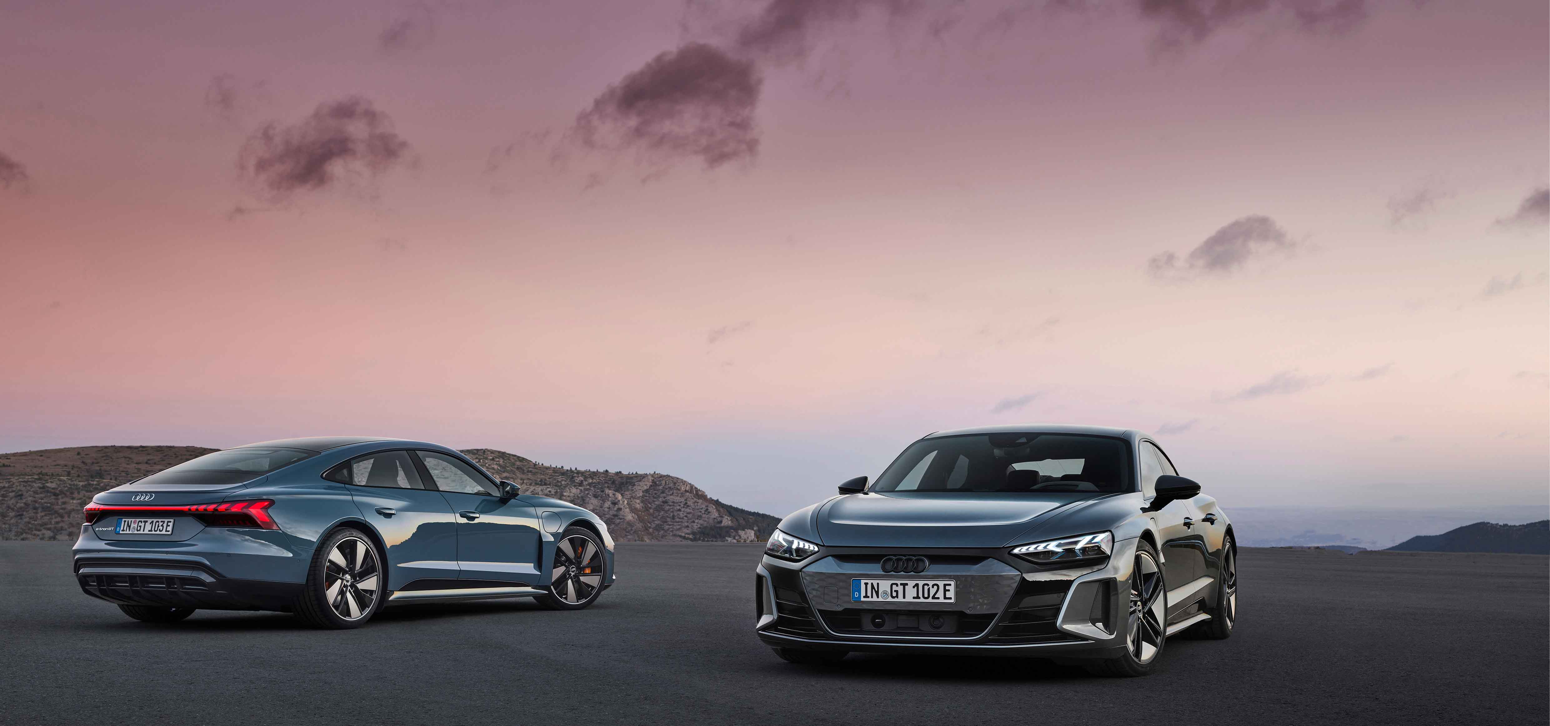 アウディが高性能な電動4ドアグランツーリスモの「e-tron GT」を発表｜Audi