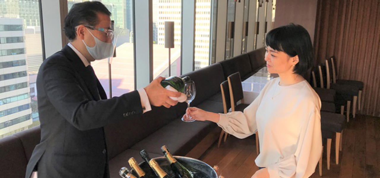 ひらまつレストランでしか飲めない希少なワインが手に入る、試飲販売会｜HIRAMATSU