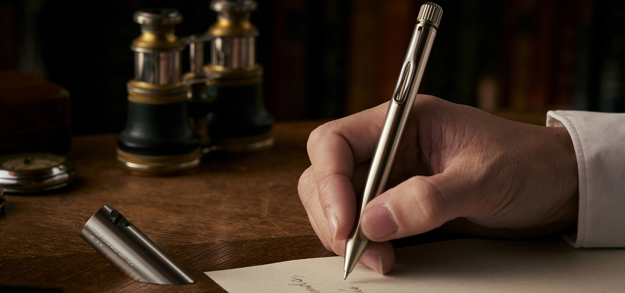 A Ballpoint Pen for Adults Commemorating Sakura Craypas' 100th Anniversary | SAKURA