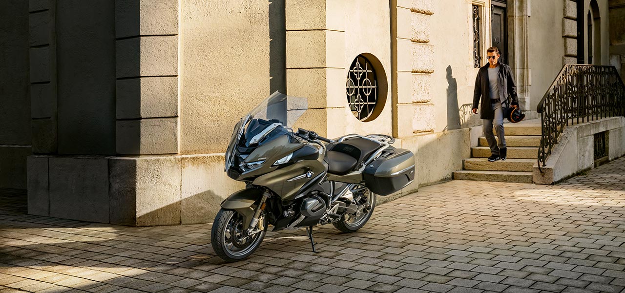 The Latest R 1250 RT, the Newest Model in BMW's Touring Lineage of Over 40 Years, Debuts