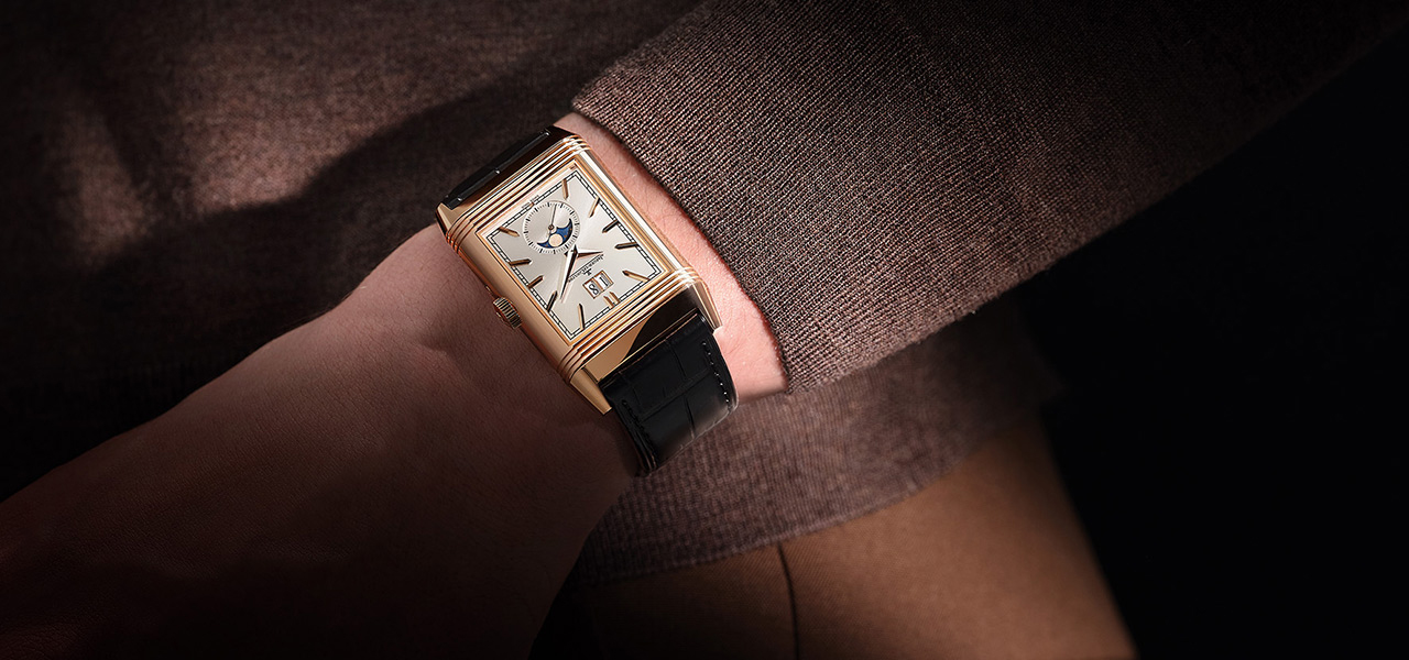 Watches & Wonders 2021新作。ハイコンプリケーションの新表現「レベルソ・トリビュート・ノナンティエム」｜JAEGER-LECOULTRE
