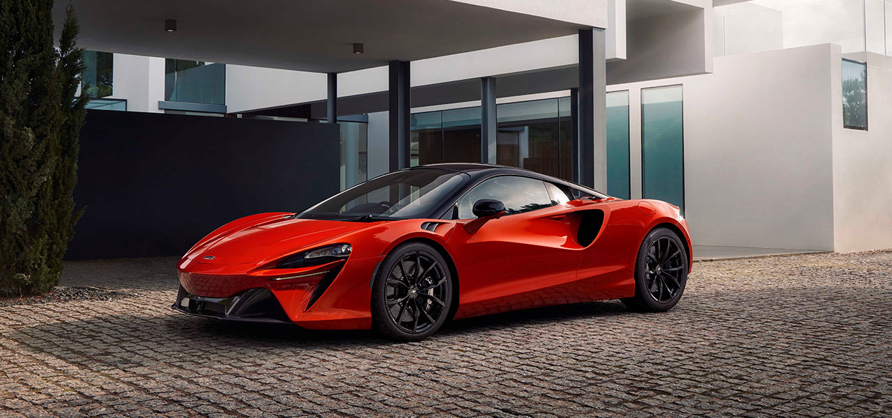 McLaren's Latest Three Models, Including the Artura and 765LT Spider, Debut at Salon Privé | McLaren