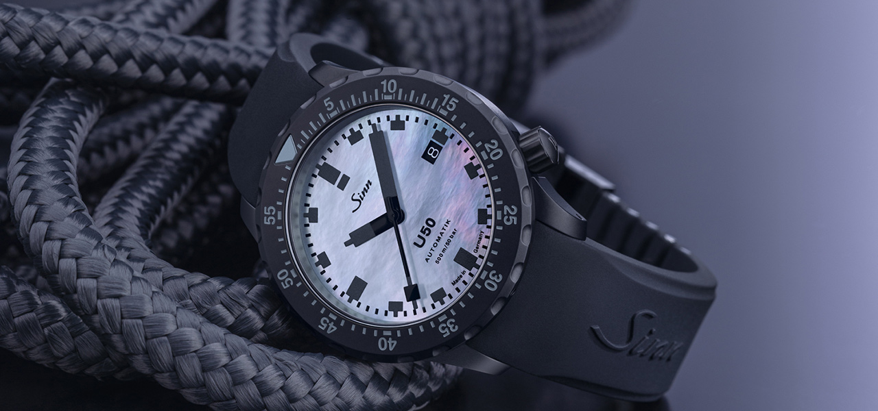 A unique "elegant diver's" watch where robust specifications meet the soft expression of a MOP dial!? | Sinn