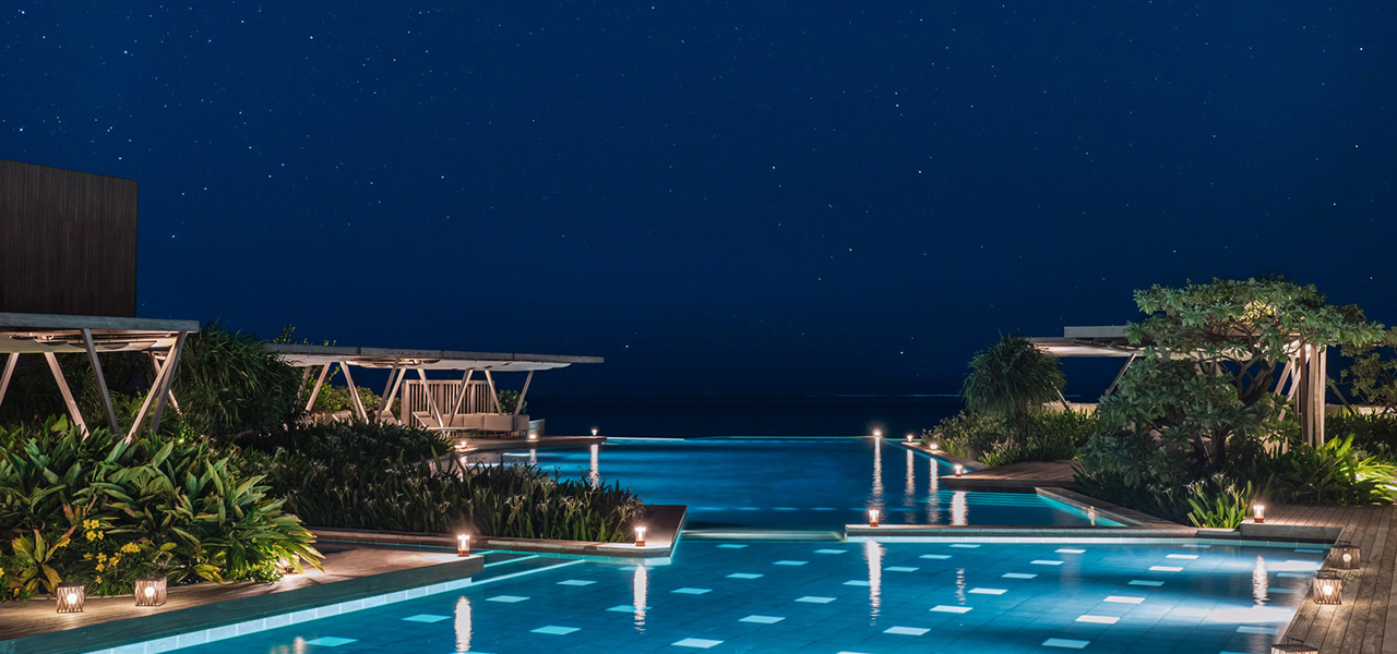 The New Standard for Okinawa Stays? Immerse Yourself in Sky and Sea at the "Starlight Hot Pool," Warm Even in Midwinter!｜HOSHINOYA Okinawa