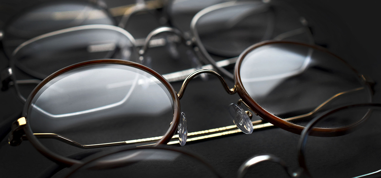 Z-shaped temples act as springs. Three models released from a French eyewear brand | GOUV/AU