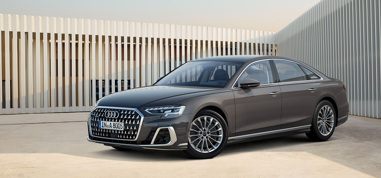 大幅なアップデートを果たしたアウディA8が登場｜Audi