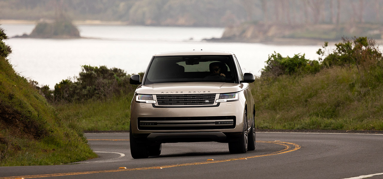 Test drive of the new Range Rover—a truly world-class luxury SUV | Land Rover