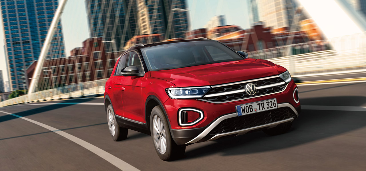 Tロックが初マイナーチェンジ。ハイパフォーマンスモデル「R」も日本初導入｜Volkswagen