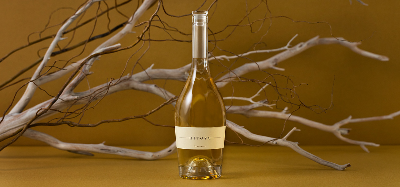 A new style of shochu, crafted with meticulous care and time. Introducing the luxury distilled spirit, "HITOYO" | FEATURE