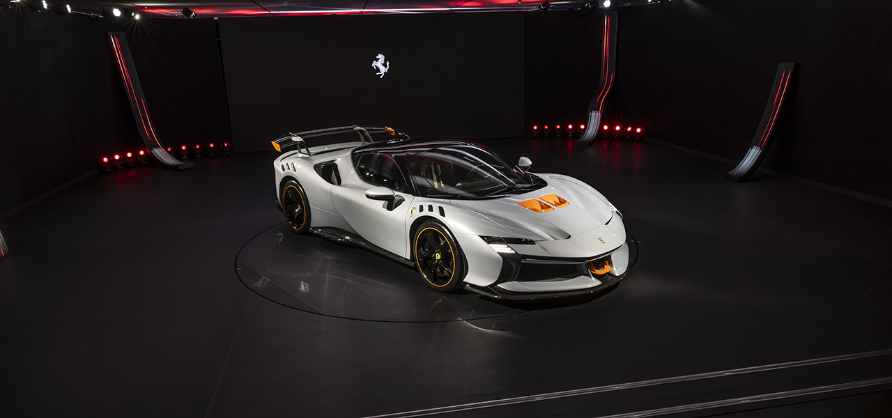 公道走行可能な初のXXモデル、フェラーリ「SF90 XX」がアンベール｜Ferrari