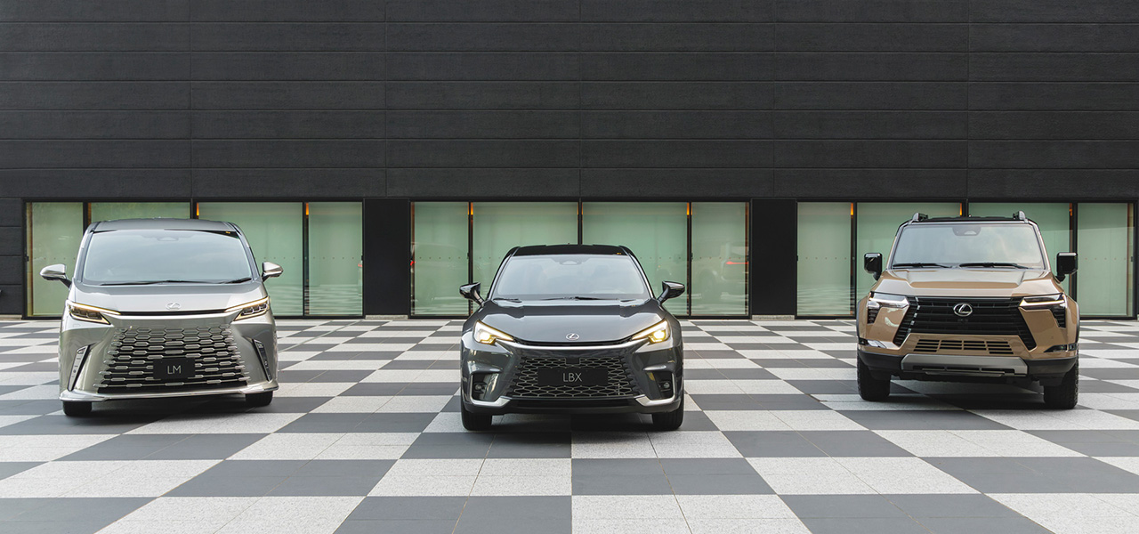 レクサス、新型モデルを一挙に日本初公開｜LEXUS