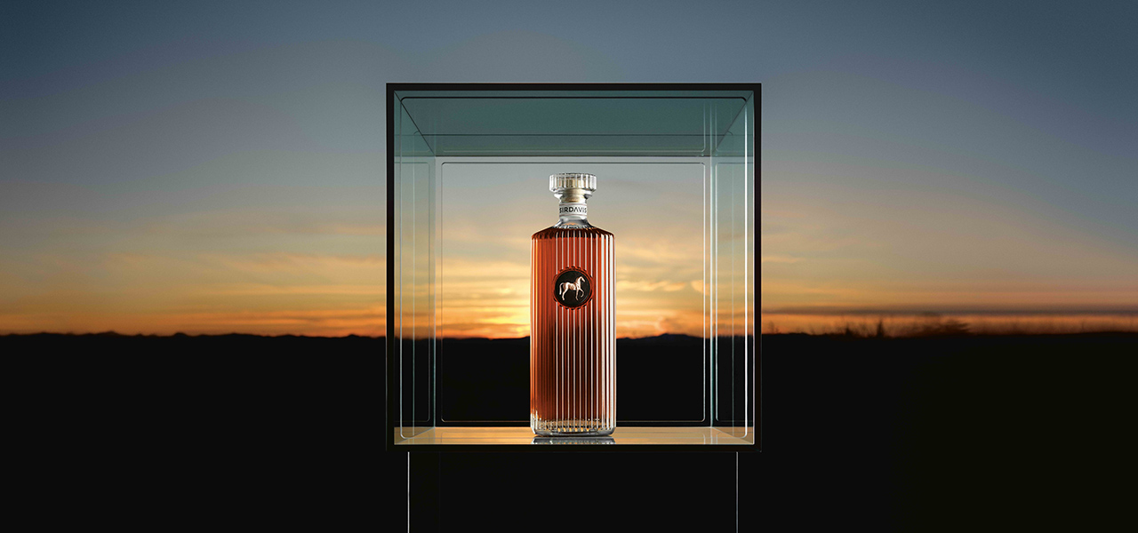 Innovative American whiskey "SirDavis" makes its Japan debut.