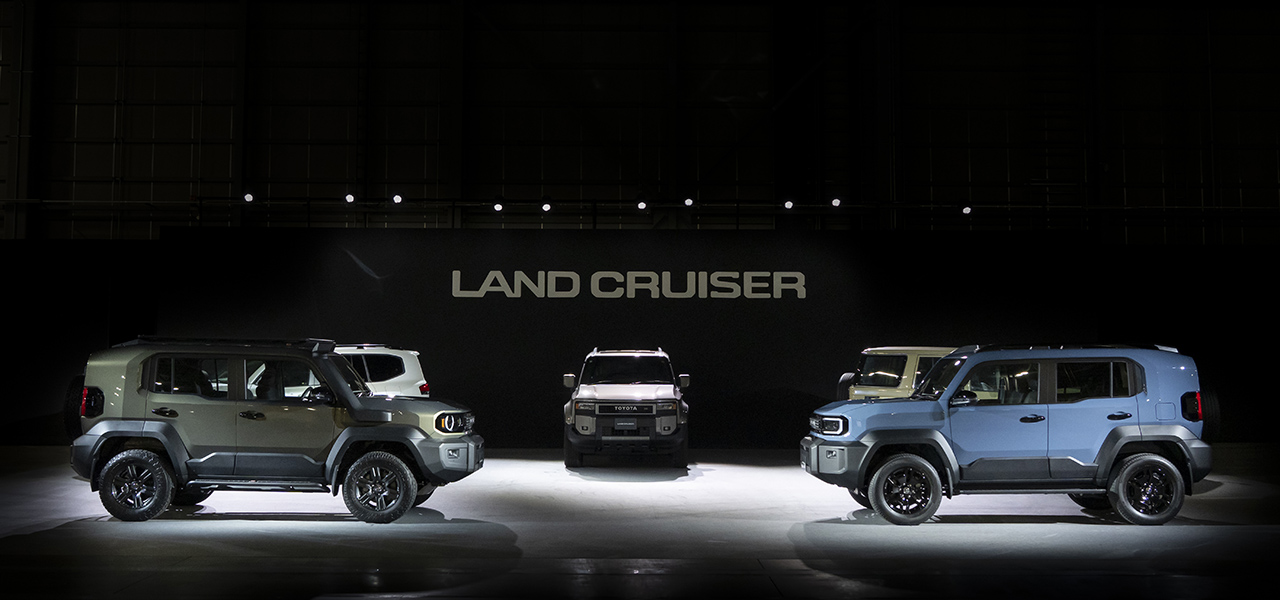 The “FJ” is back, reborn in a more compact form, making its world premiere.