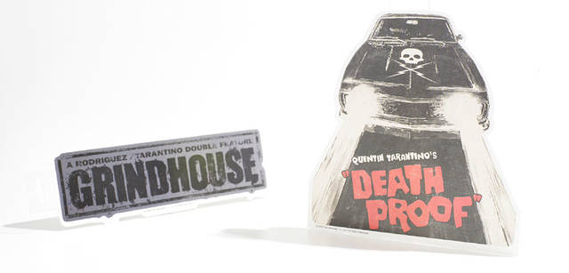 【GRINDHOUSE】ロゴステッカー各種　各270円