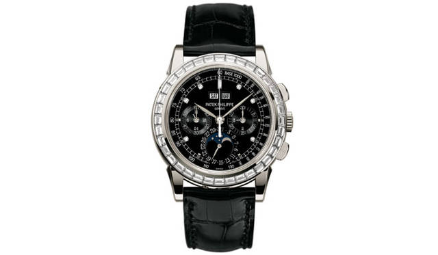 <strong>PATEK　PHILIPPE｜パテック フィリップ</strong>　永久カレンダー付クロノグラフ 5971　　手巻き　プラチナケース　アリゲーターベルト　ダイヤモンド