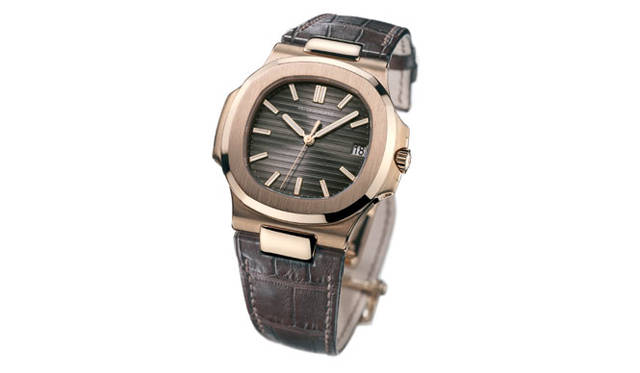 <strong>PATEK　PHILIPPE｜パテック フィリップ</strong>　ノーチラス 5711　　自動巻き　18KRGケース　アリゲーターベルト