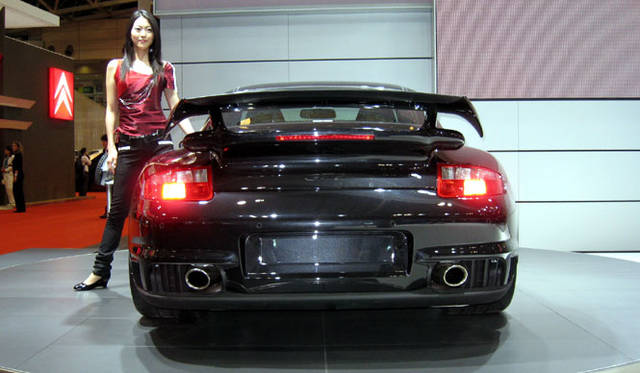 ポルシェ911 GT2