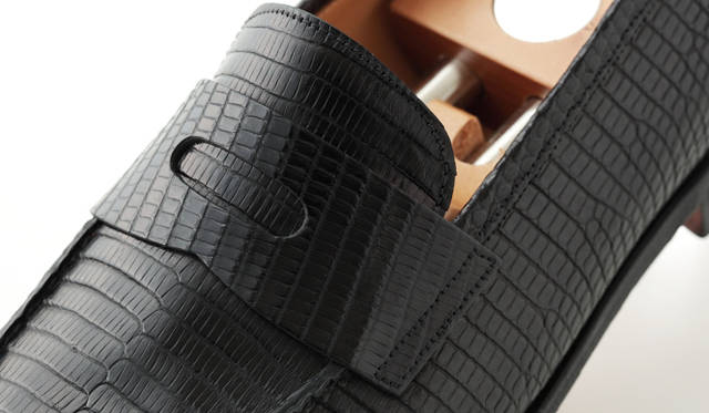 John Lobb｜ジョン ロブ　オーダー可能な「ジョン ロブ」のリザードシューズの魅力