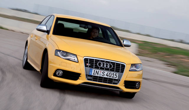 <b>Audi S4／S4 AVANT｜アウディ S4／S4 アバント</b>