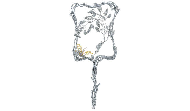 「Majestic Beauty Fan」｜シンディ チャオ（ジュエリーデザイナー）デザイン、PluczenikおよびGlobal Jewelry Company製作