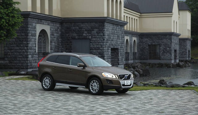 <b>VOLVO XC60｜ボルボ XC60</b>