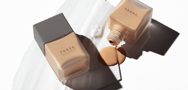 THREE "THREE Flawless Fluid Foundation" (8 shades) ¥5,250 / 30mL each