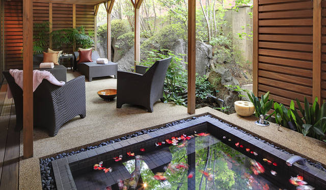 FOUR SEASONS HOTEL Tokyo at Chinzanso｜フォーシーズンズホテル椿山荘 東京　トリートメントル-ム『湧水（ゆうすい）』のアウトバス