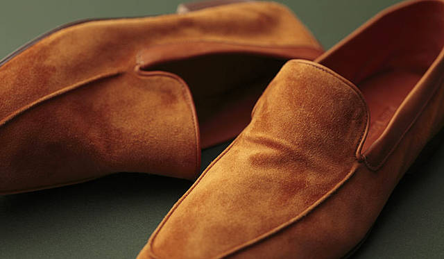 JOHN LOBB｜ルームシューズ チェストナッツ（ゴールド）