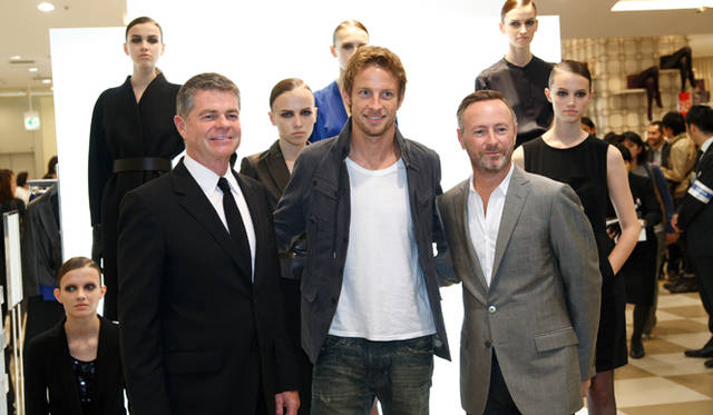 <b>ck Calvin Klein｜ck カルバン・クライン</b>　F1ドライバーのジェンソン・バトンさんと一緒に