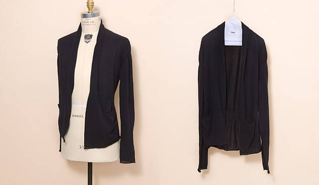 <b>UNITED ARROWS｜ユナイテッドアローズ</b>　ジャパンデザイナーキャラクターブランドコラボレーション「kolor（カラー）」<br>ニットジャケット4万950円（コットン82％、ナイロン18％／ミディムグレー、ミディアムブラウン、ネイビー）