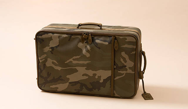 <b>UNITED ARROWS｜ユナイテッドアローズ</b>　TRUSSARDI 1911（トラサルディ1911）トロリー 34万3350円