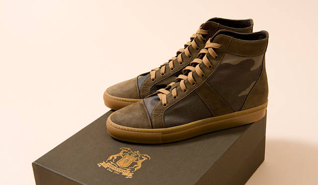 <b>UNITED ARROWS｜ユナイテッドアローズ</b>　TRUSSARDI 1911（トラサルディ1911）スニーカー 6万7200円