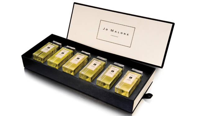 Jo Malone｜ジョー マローン　ホリデー2009　「The Art of Gift Giving」 <br /><b>バス オイル コレクション</b>　11月27日（金） 数量限定発売　価格｜1万500円