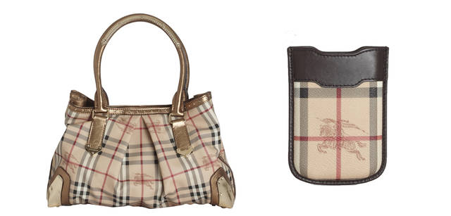 （左から）<b>For Woman</b>｜バッグ［W38.5×H24×D12cm］14万7000円（参考価格）、<b>For Man&Woman</b>｜ブラックベリーケース［W9×H12cm］2万4150円（ともにバーバリー・インターナショナル）