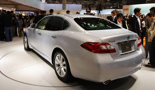 TOKYO MOTOR SHOW 2009｜東京モーターショー2009　NISSAN／日産「FUGA(フーガ)」