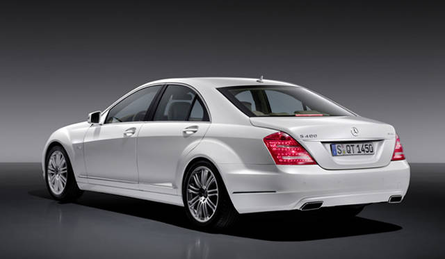TOKYO MOTOR SHOW 2009｜東京モーターショー2009　Mercedes-Benz／メルセデス・ベンツ「S400 ブルーハイブリッド」