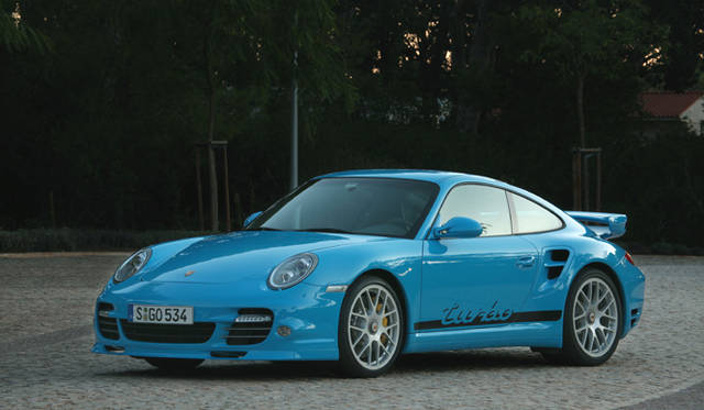 <em>PORSCHE 911 turbo｜ポルシェ 911 ターボ</em>