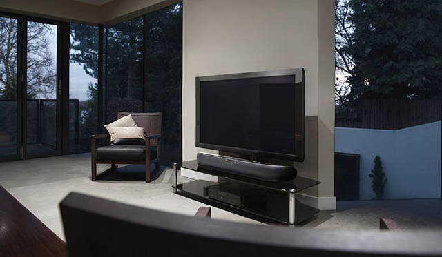 リビング・モティーフ｜「Bowers＆Wilkins」 のサラウンドシステム 「Panorama」